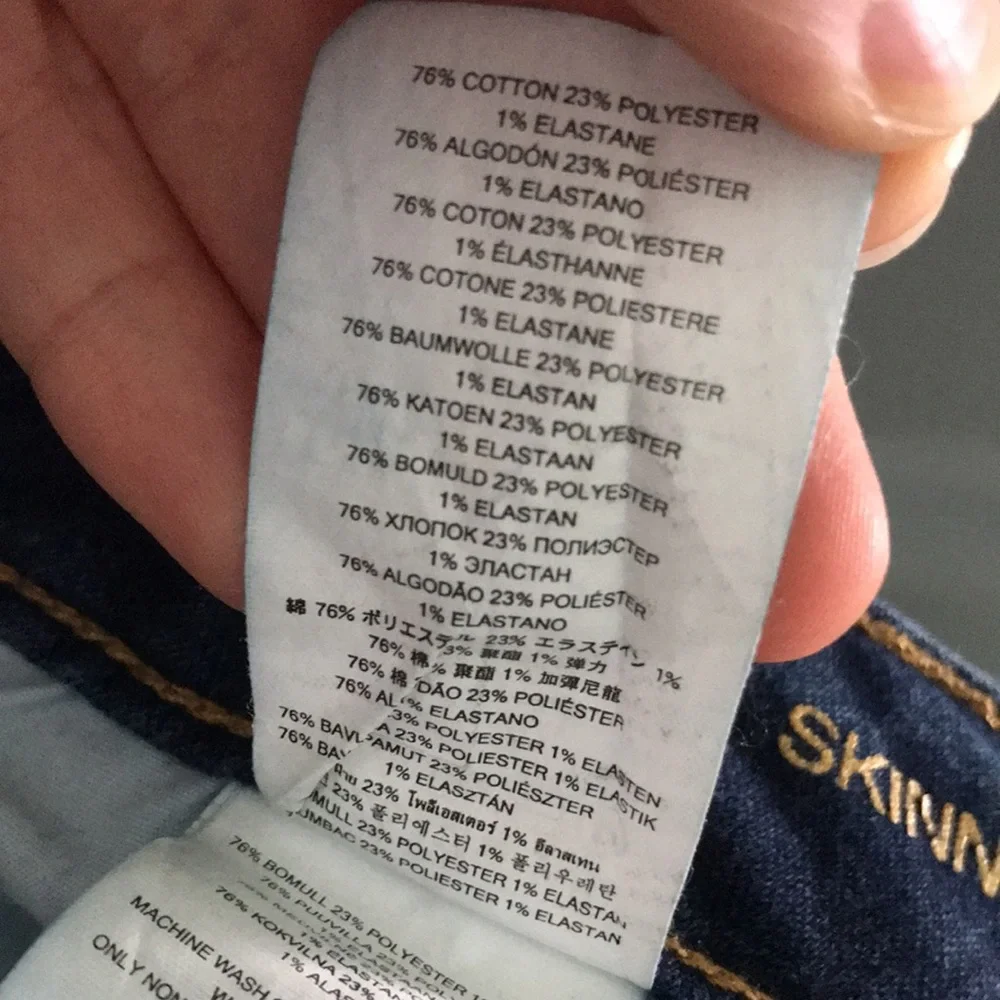 Michael Kors dark wash skinny jeans, size 8 *flaw* - Picture 7 of 7